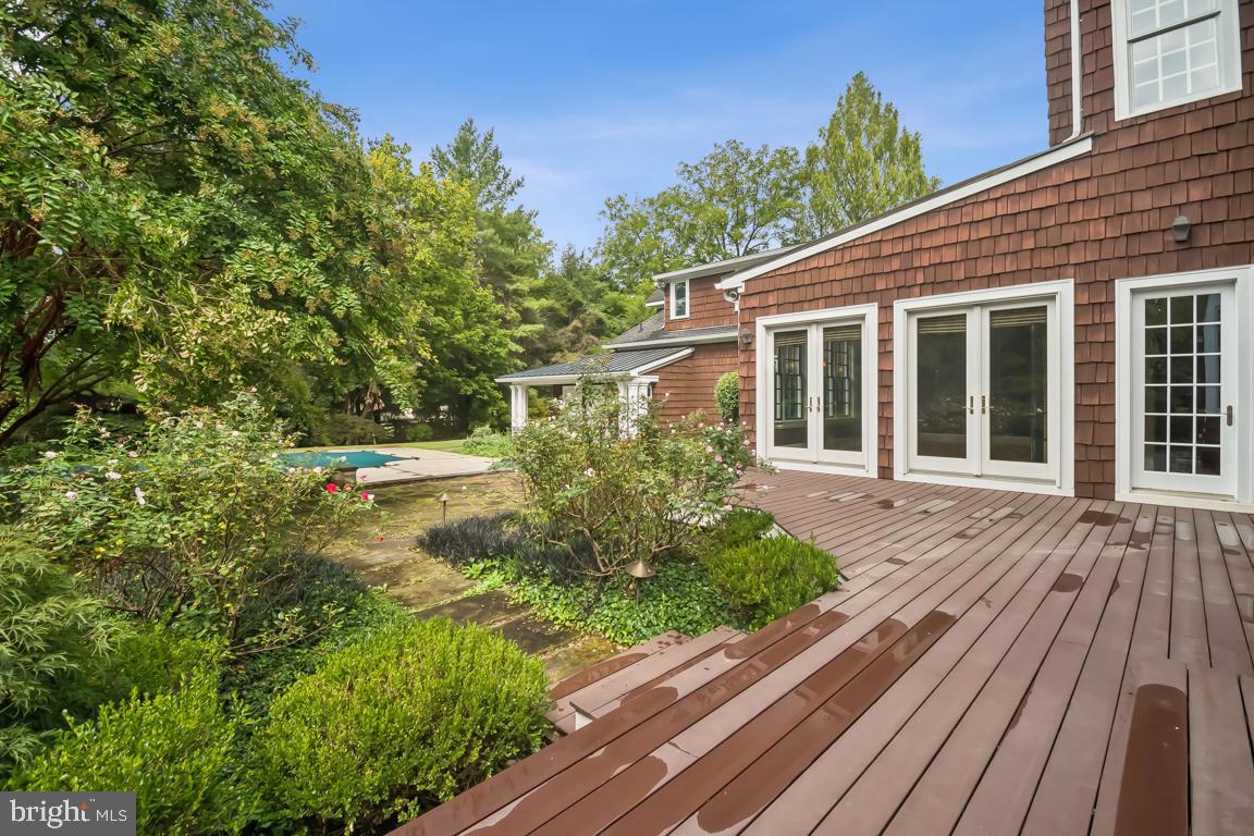 GREEN SPRING VALLEY - Residential