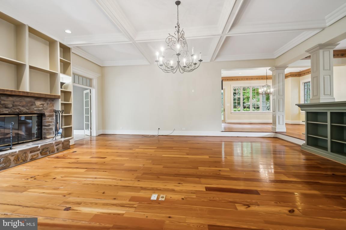 GREEN SPRING VALLEY - Residential