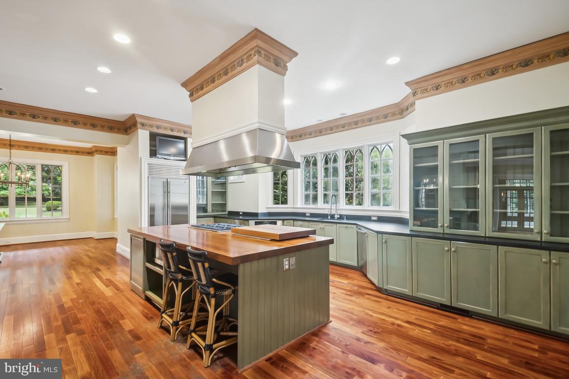 GREEN SPRING VALLEY - Residential