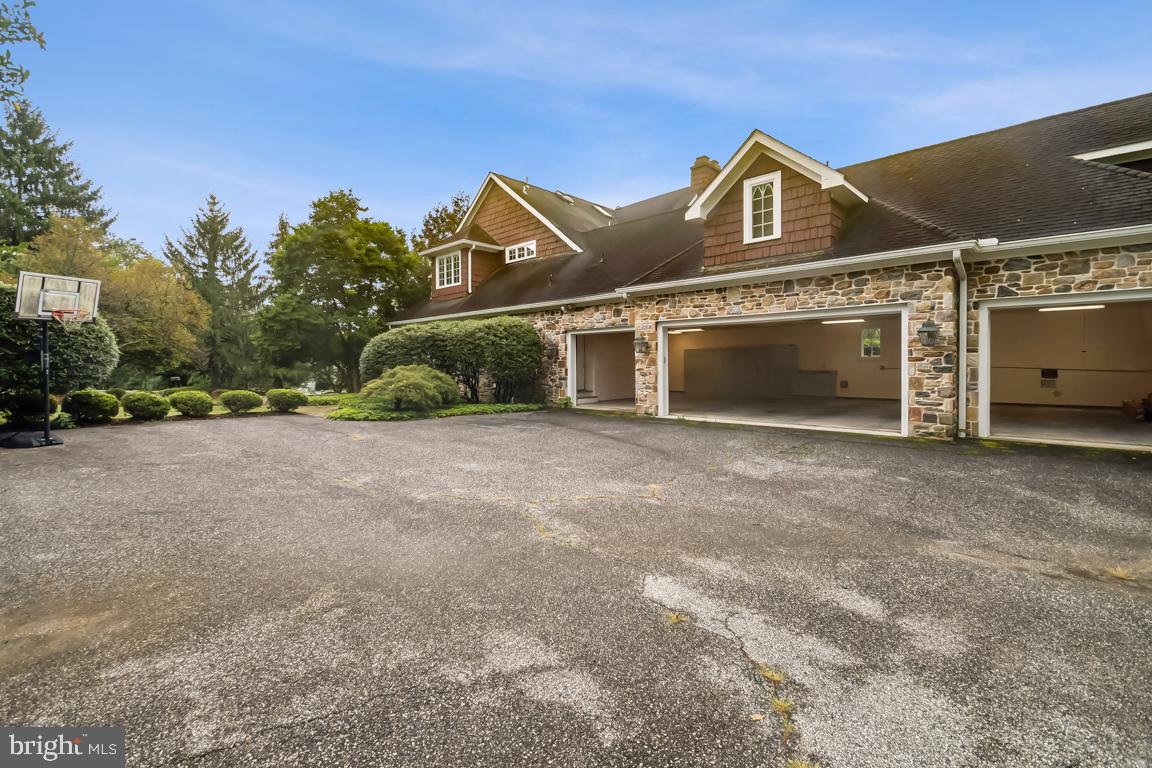 GREEN SPRING VALLEY - Residential