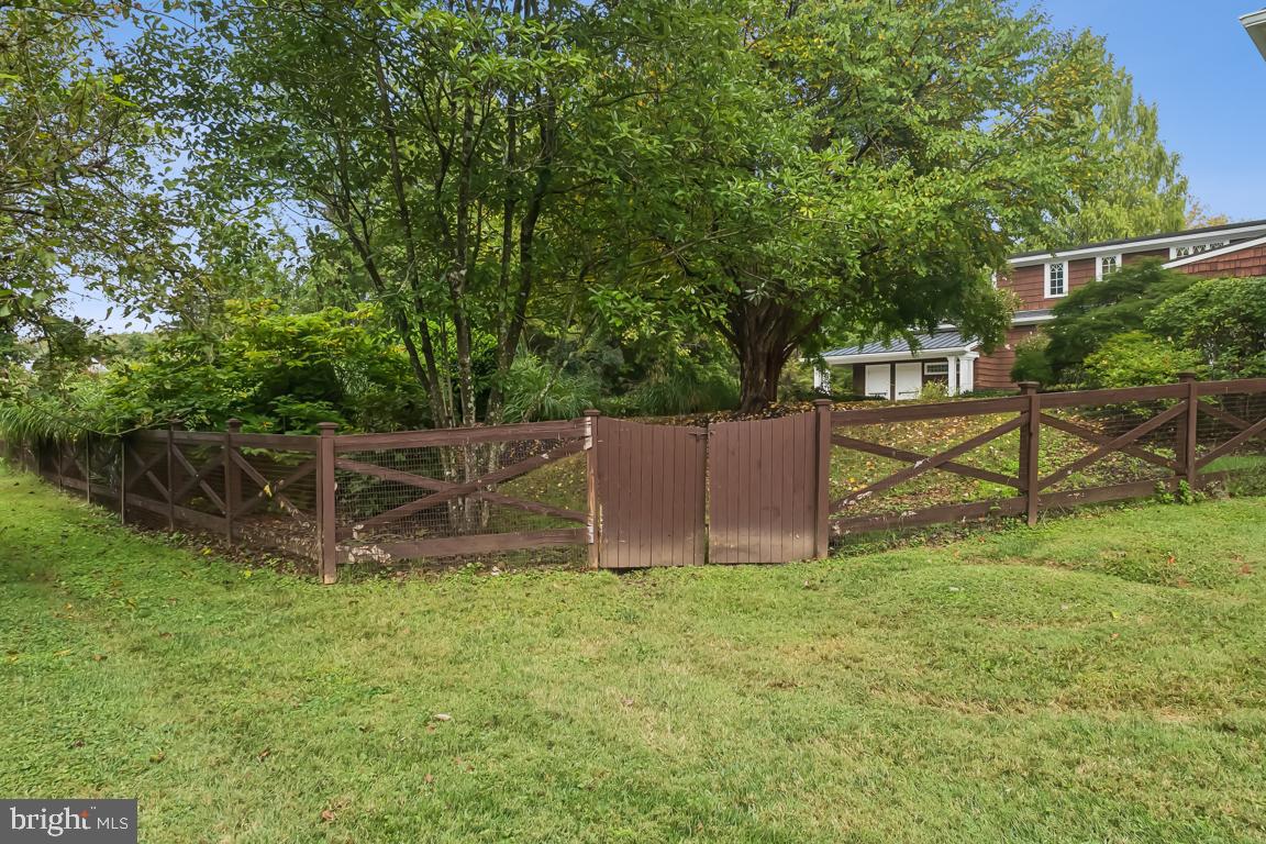 GREEN SPRING VALLEY - Residential