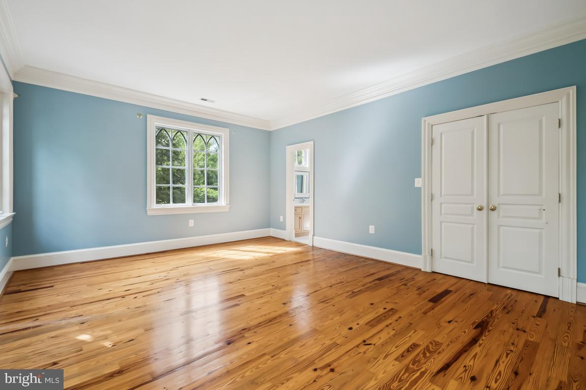 GREEN SPRING VALLEY - Residential