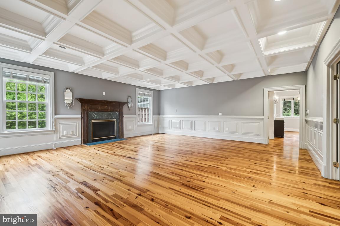 GREEN SPRING VALLEY - Residential