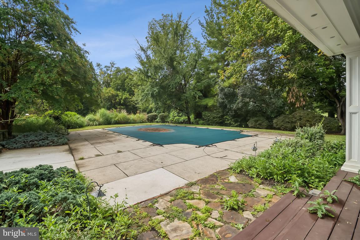 GREEN SPRING VALLEY - Residential