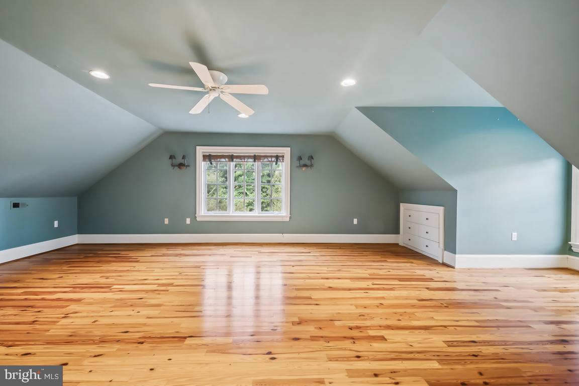 GREEN SPRING VALLEY - Residential