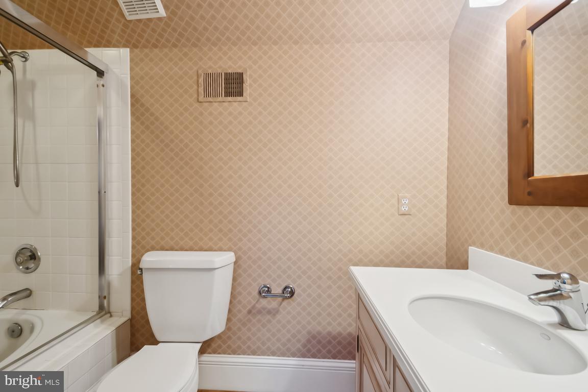 GREEN SPRING VALLEY - Residential