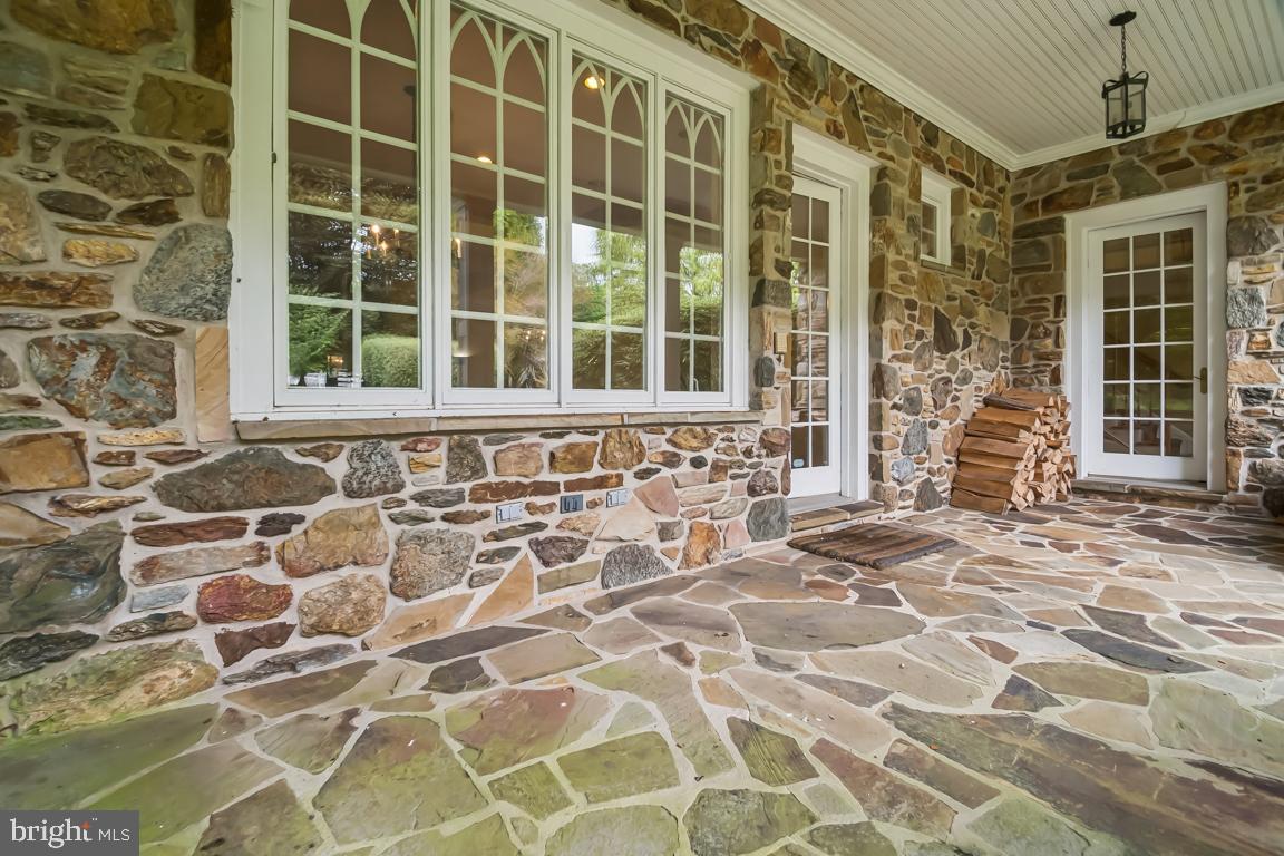 GREEN SPRING VALLEY - Residential