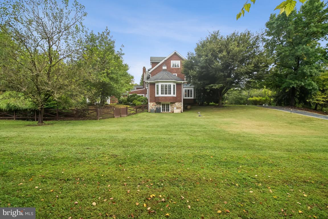 GREEN SPRING VALLEY - Residential