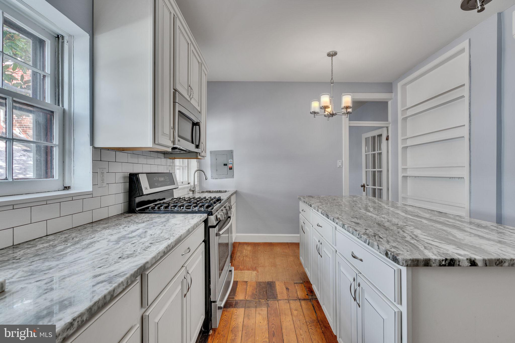 OLD TOWN - Residential Lease