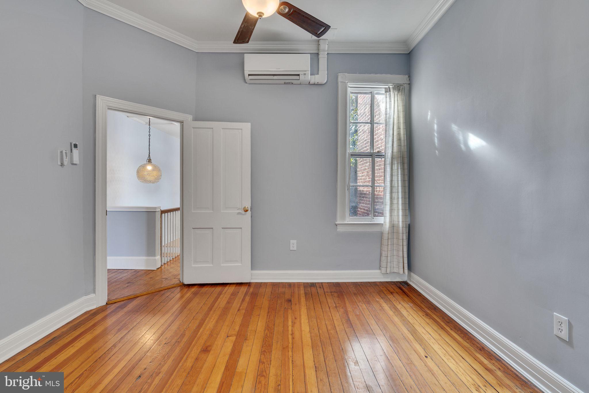 OLD TOWN - Residential Lease