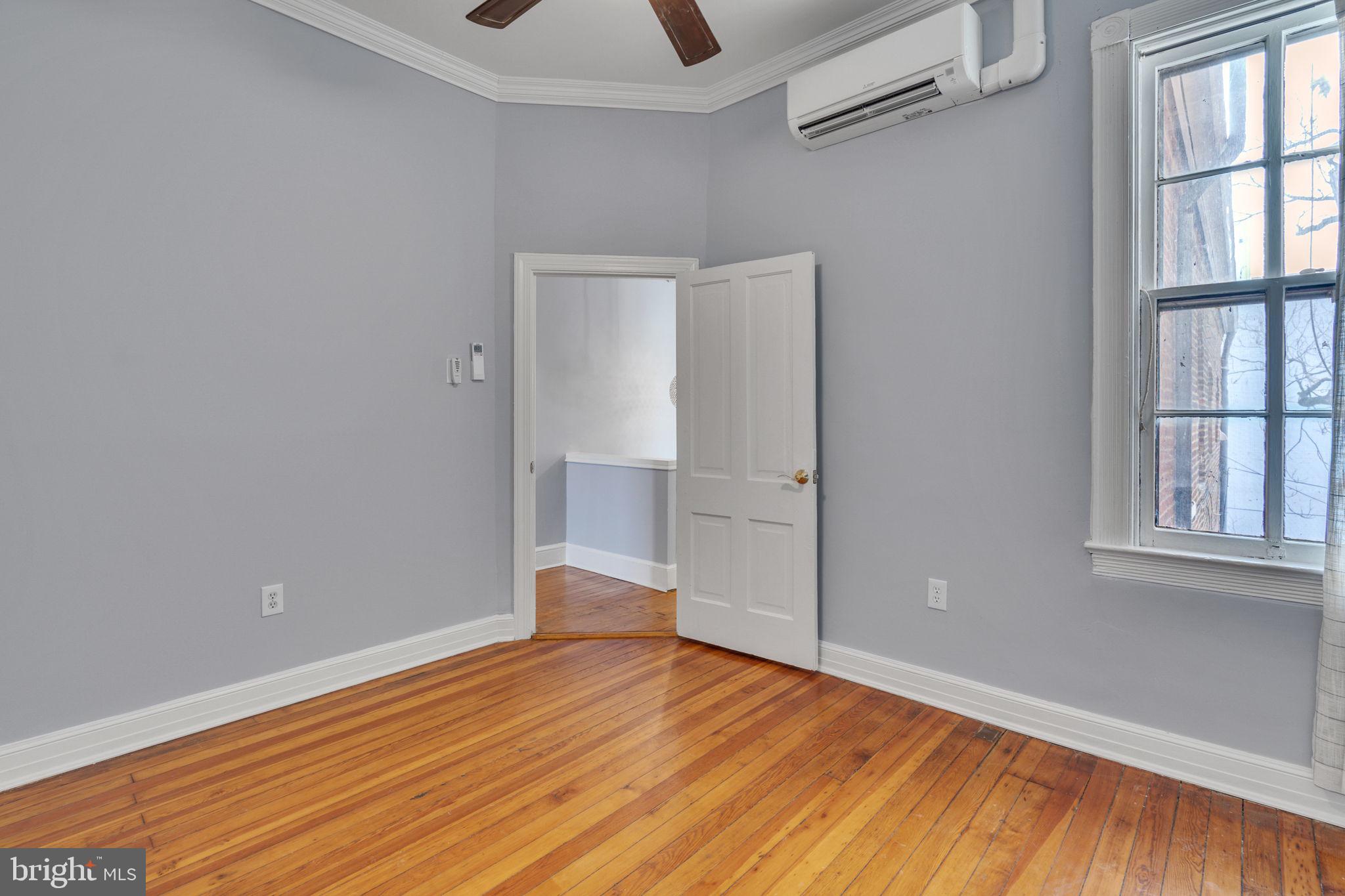 OLD TOWN - Residential Lease