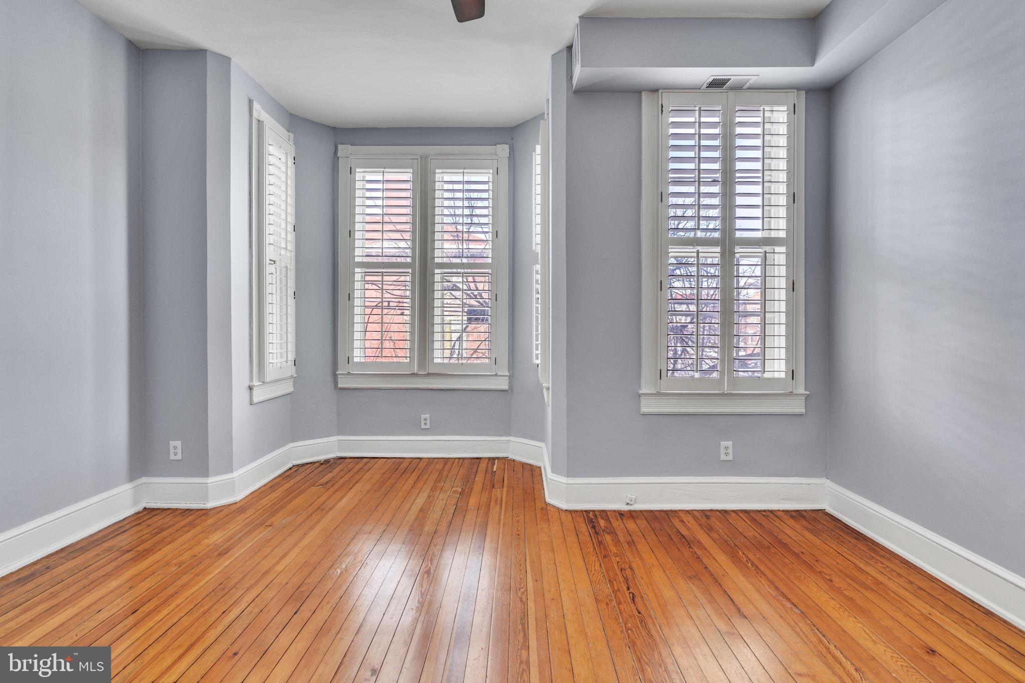 OLD TOWN - Residential Lease