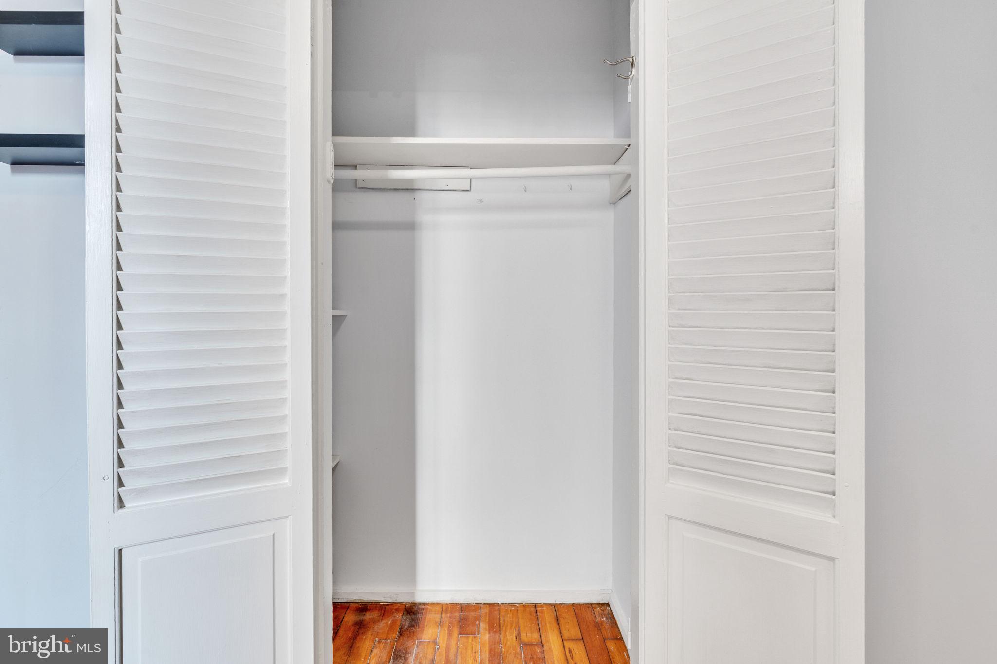 OLD TOWN - Residential Lease