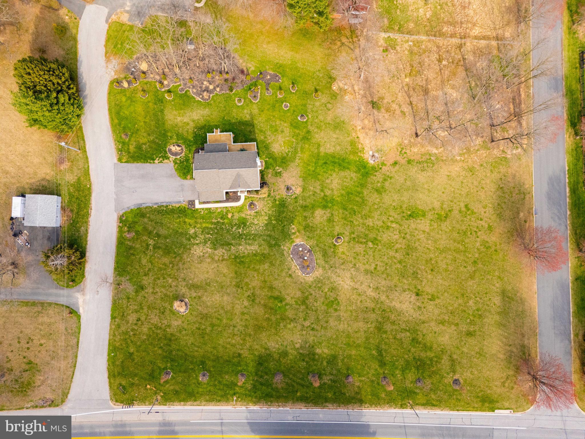 JARRETTSVILLE - Residential