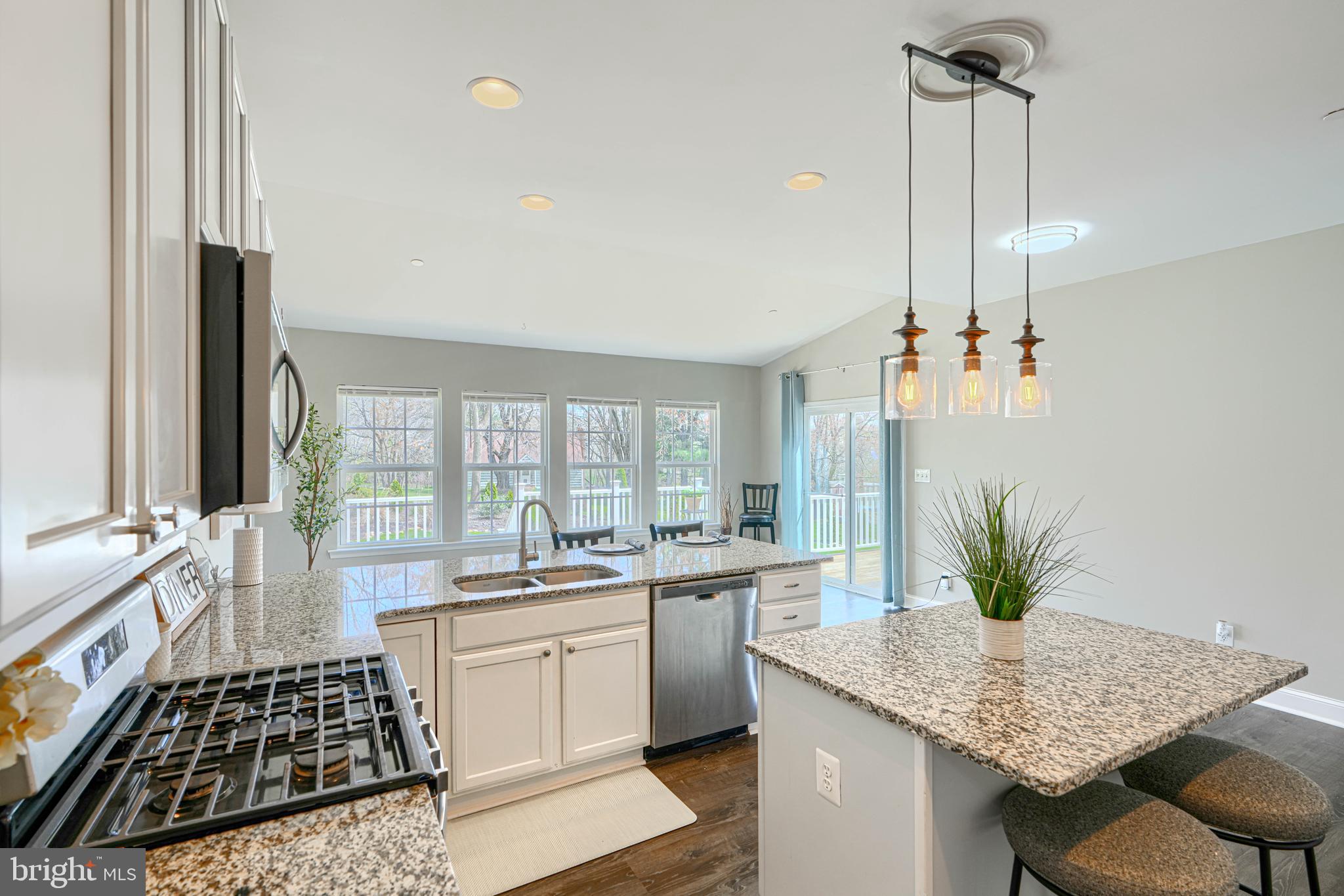 JARRETTSVILLE - Residential