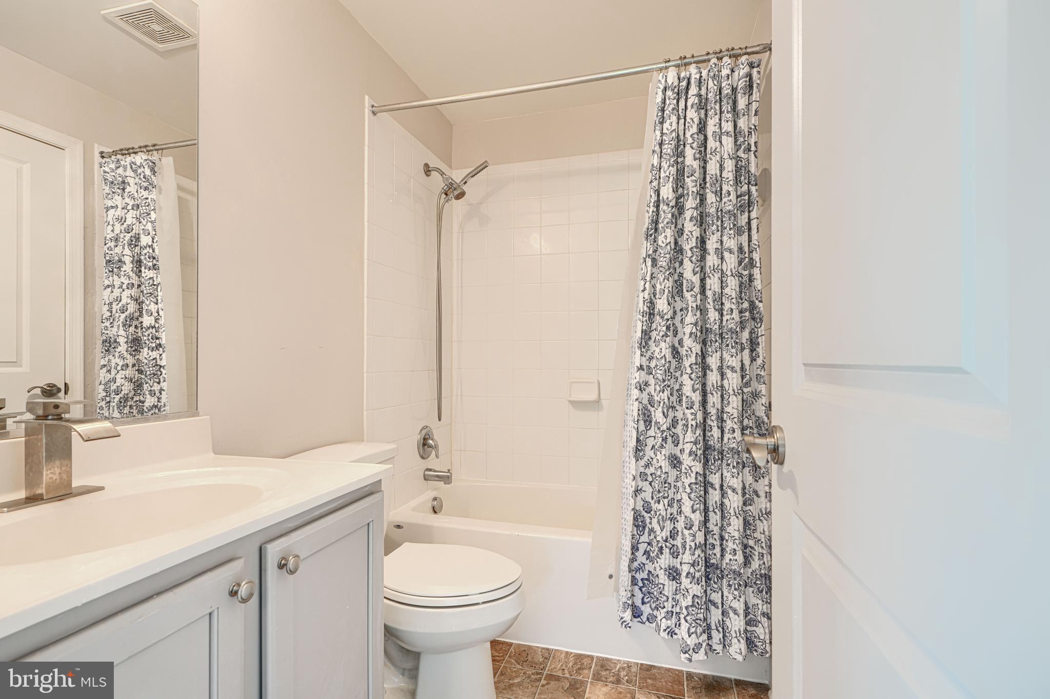 JARRETTSVILLE - Residential