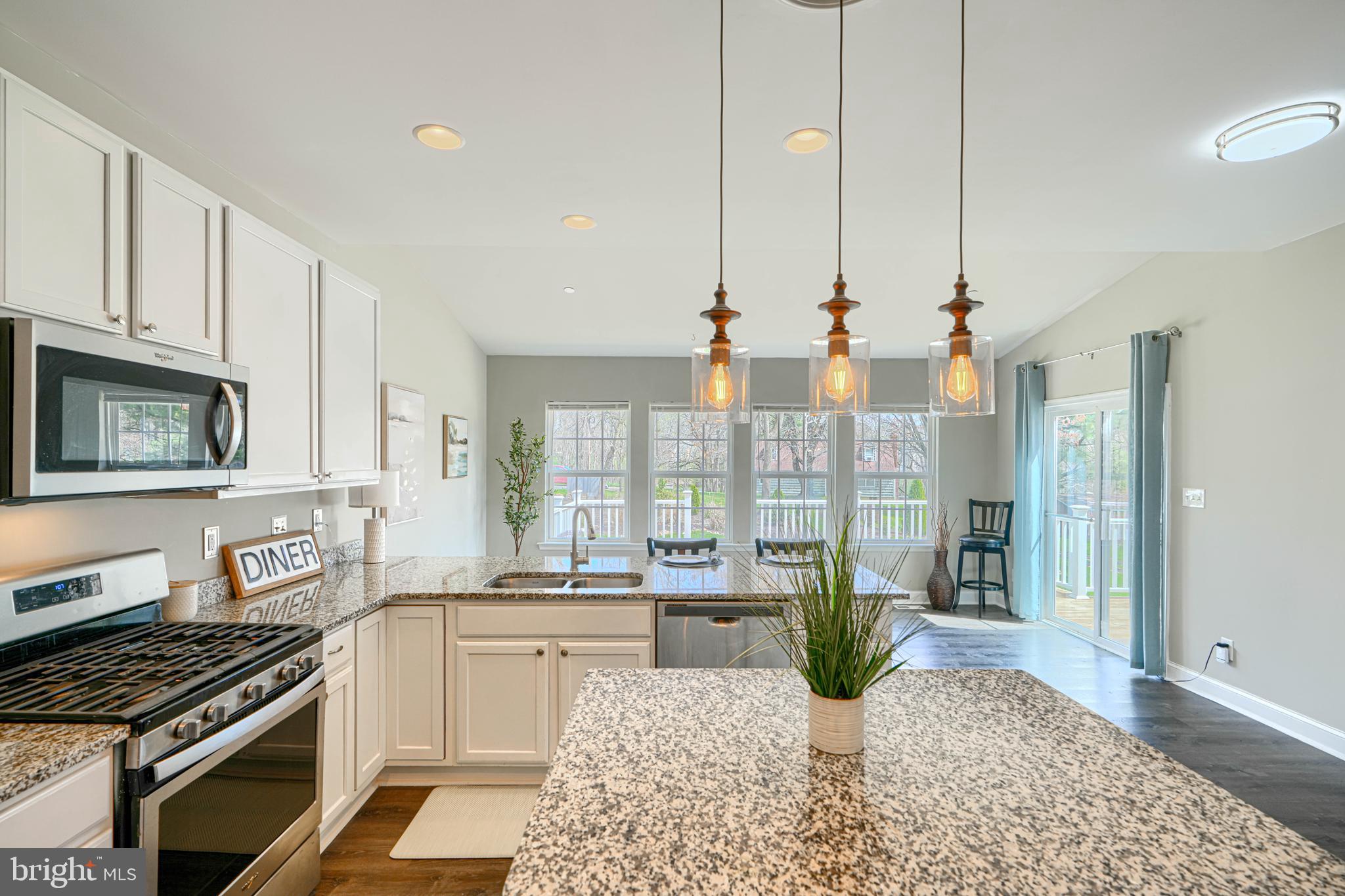 JARRETTSVILLE - Residential