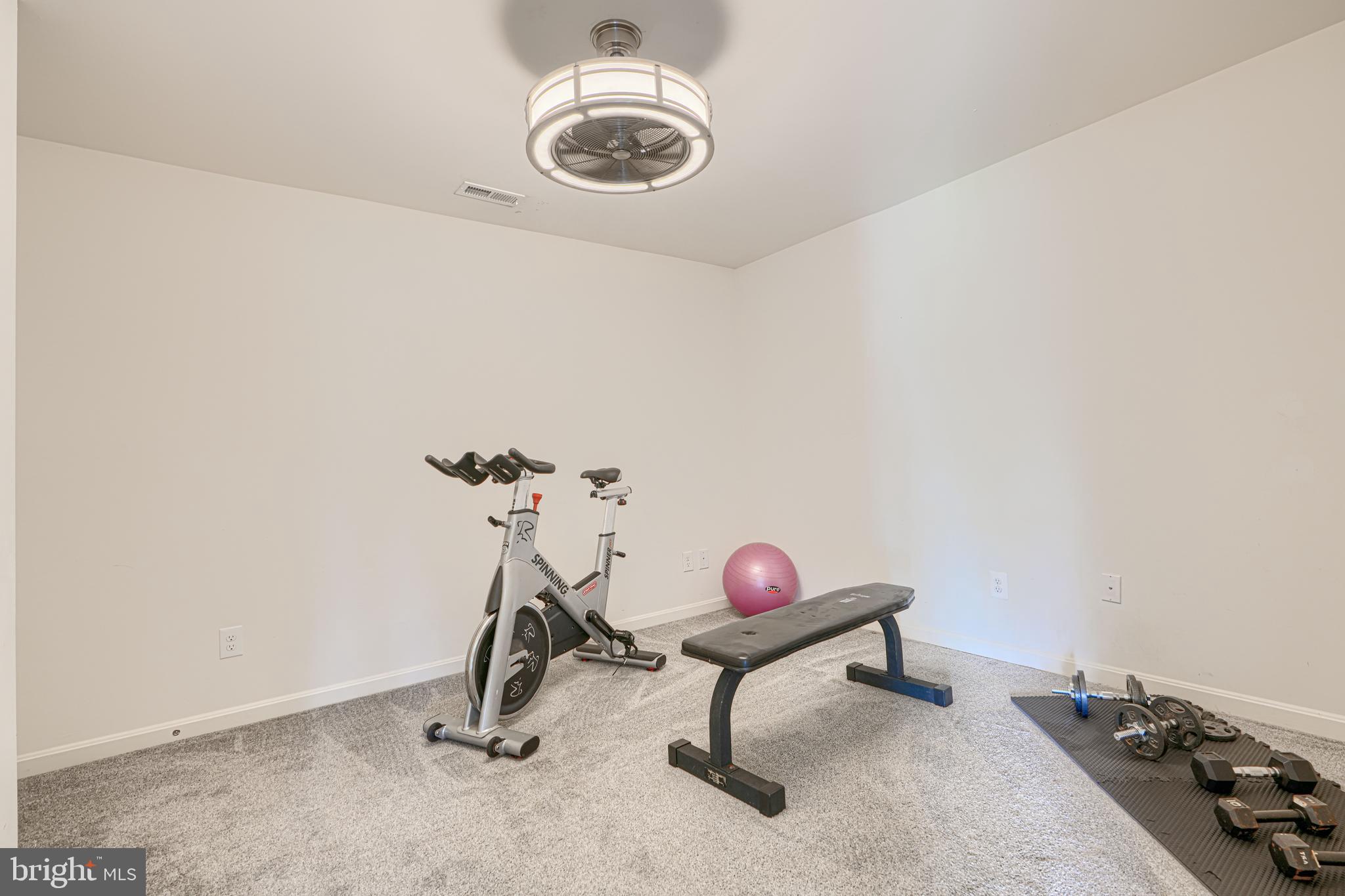 JARRETTSVILLE - Residential