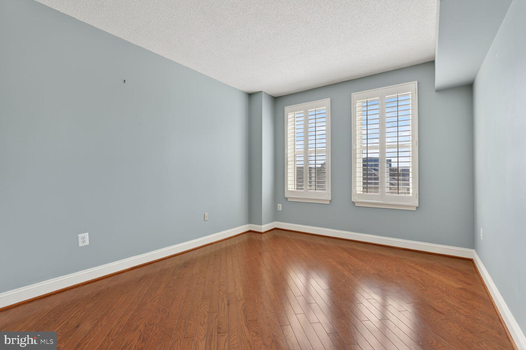 STRATFORD CONDOMINIUMS - Residential