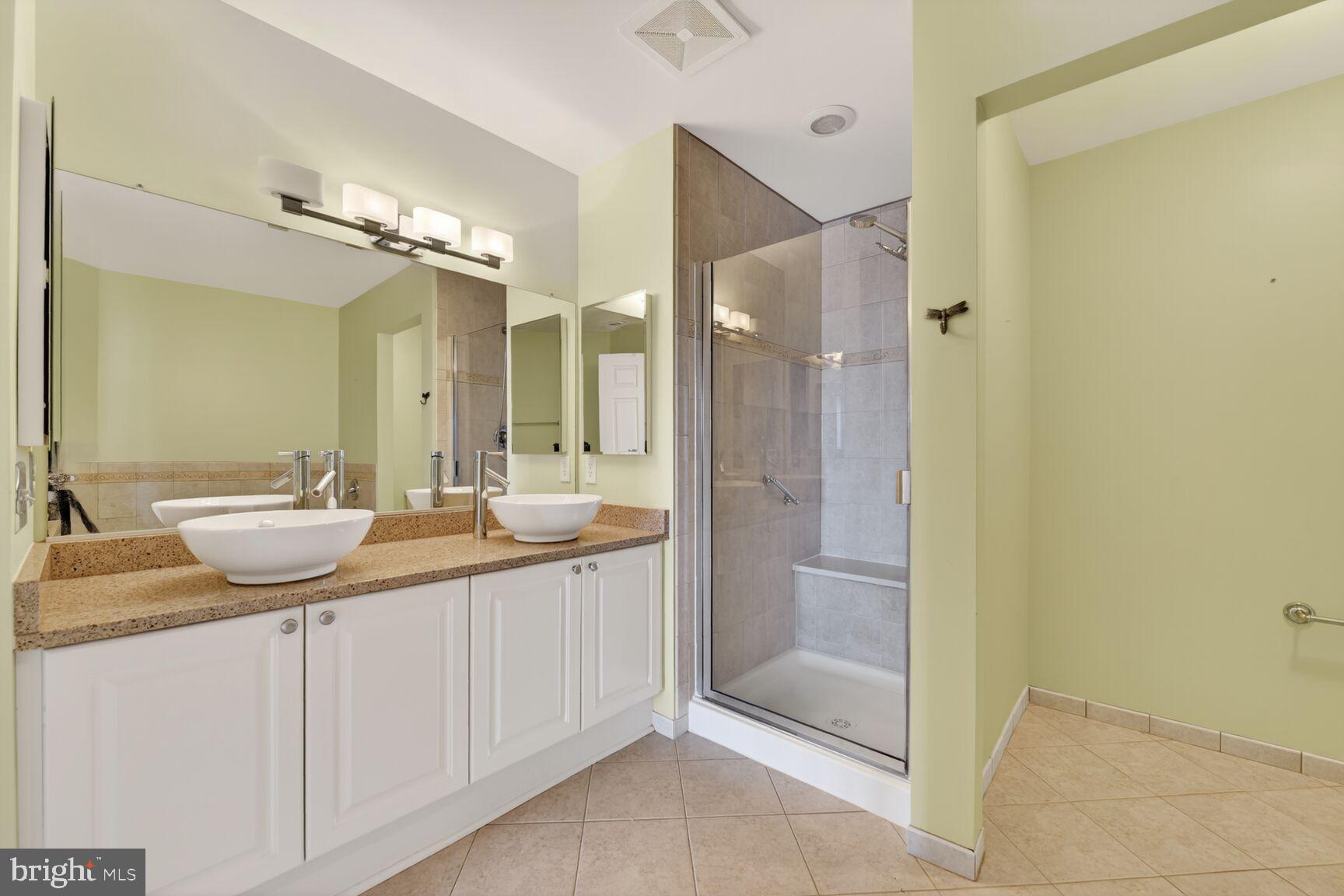 STRATFORD CONDOMINIUMS - Residential