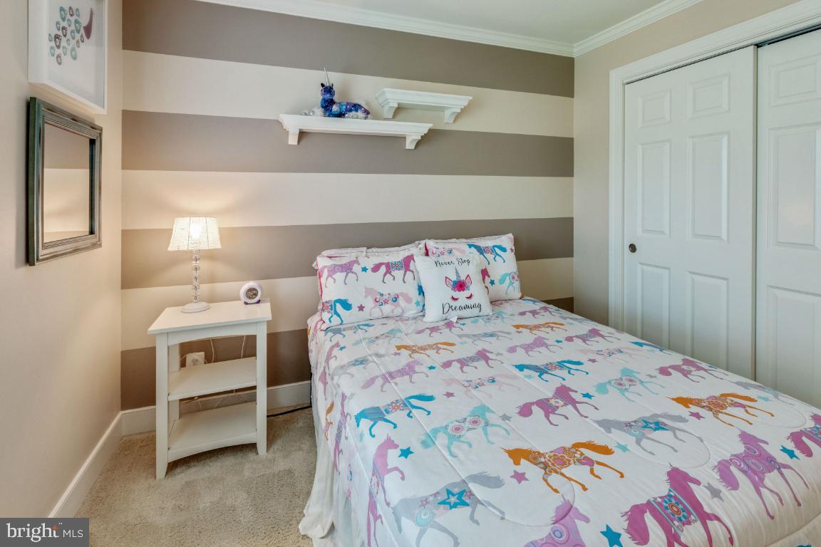 HUNTINGTON MEWS - Residential