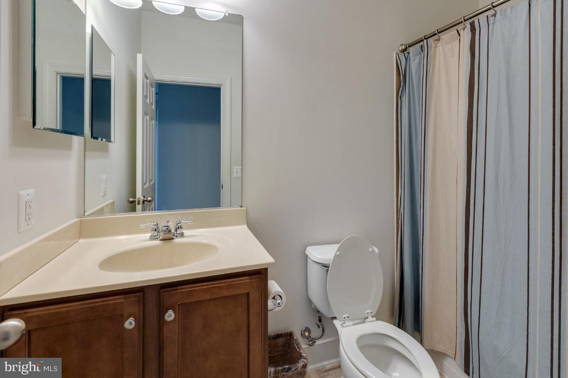 HUNTINGTON MEWS - Residential