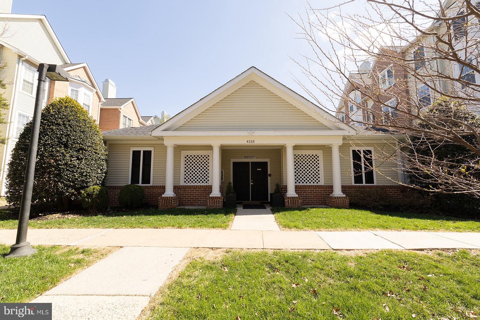 RANDOM HILLS - Residential