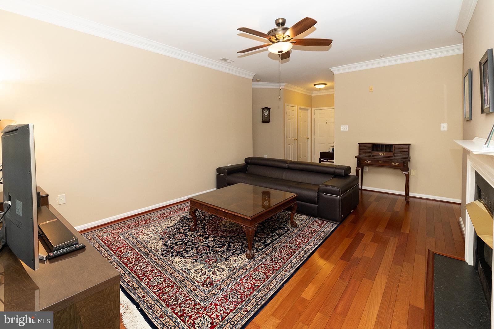 RANDOM HILLS - Residential