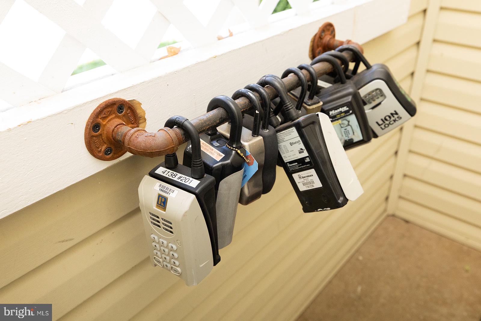 RANDOM HILLS - Residential