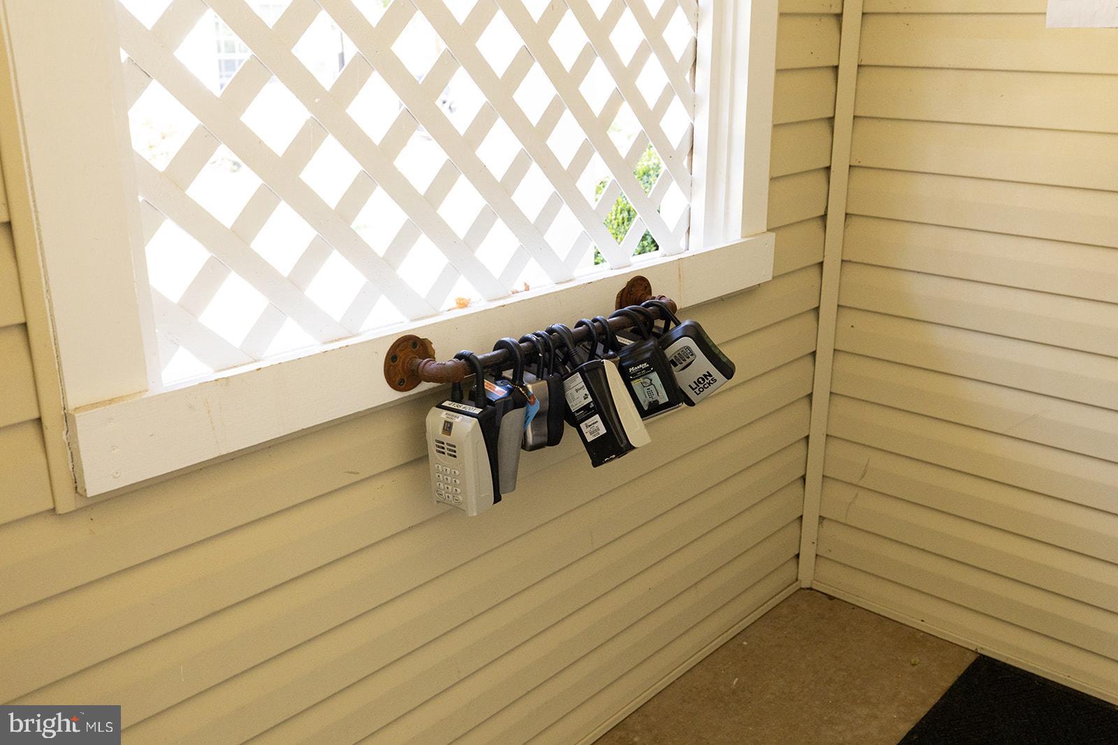 RANDOM HILLS - Residential