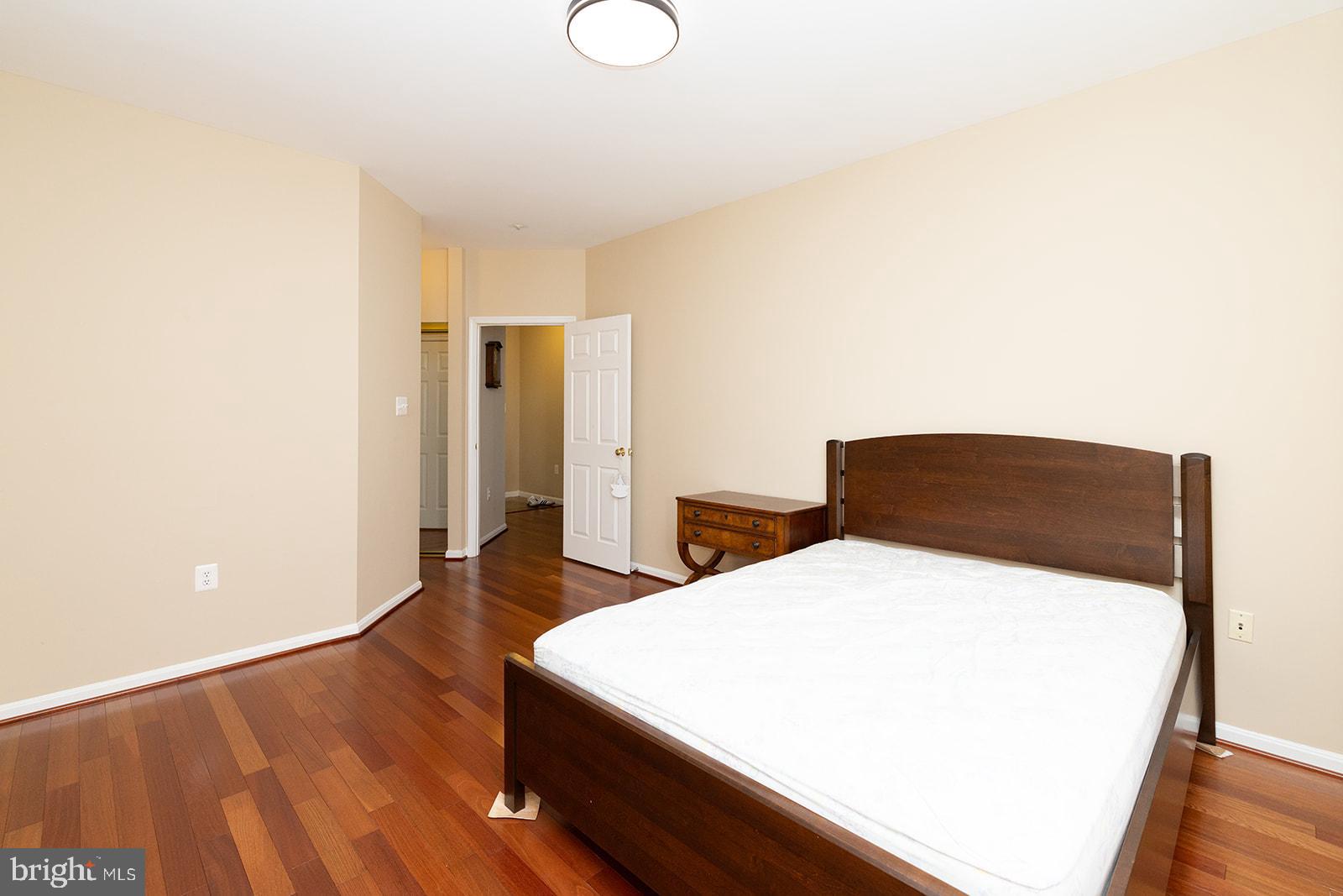 RANDOM HILLS - Residential