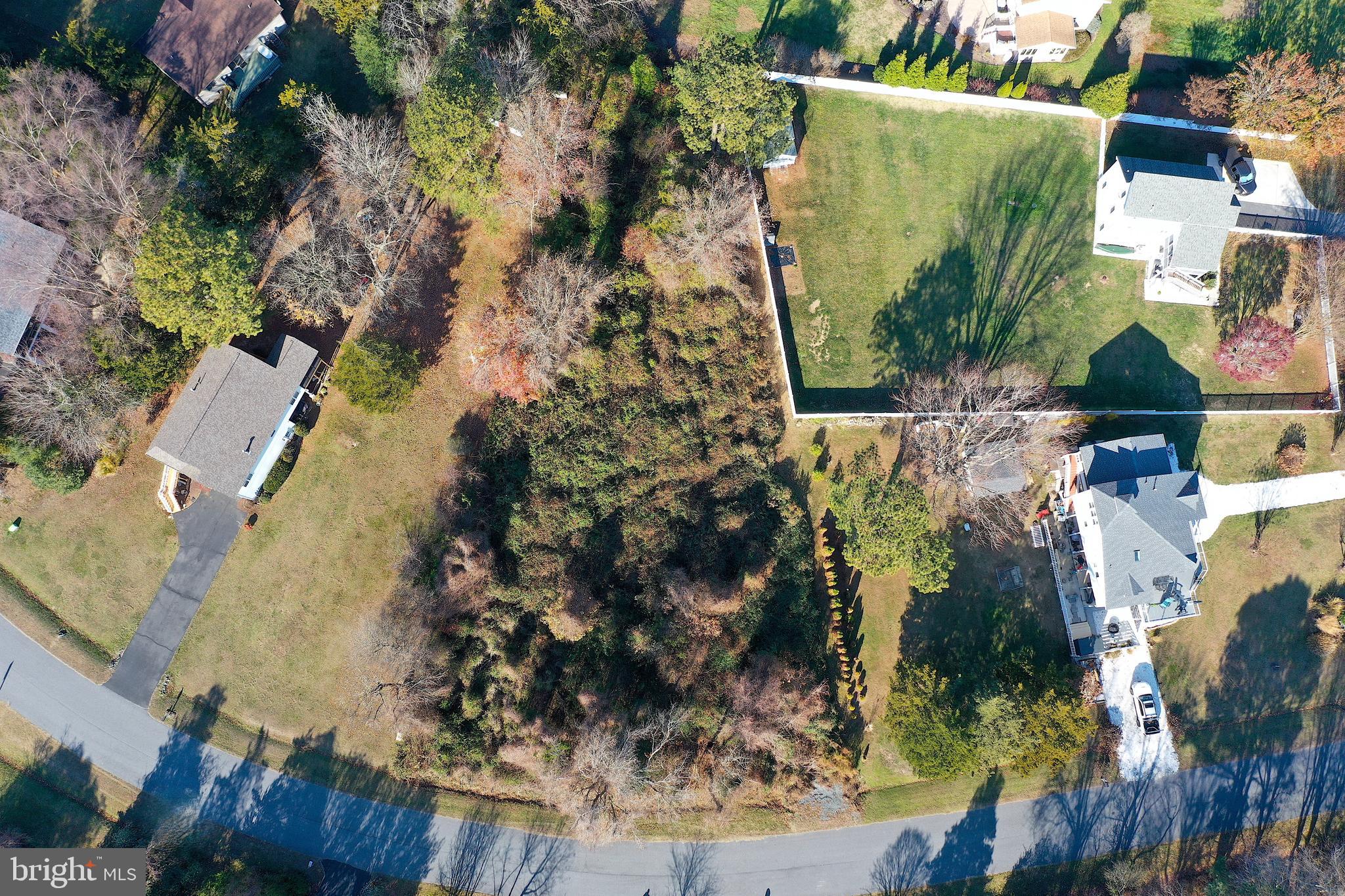 GENEZER ESTATES - Land