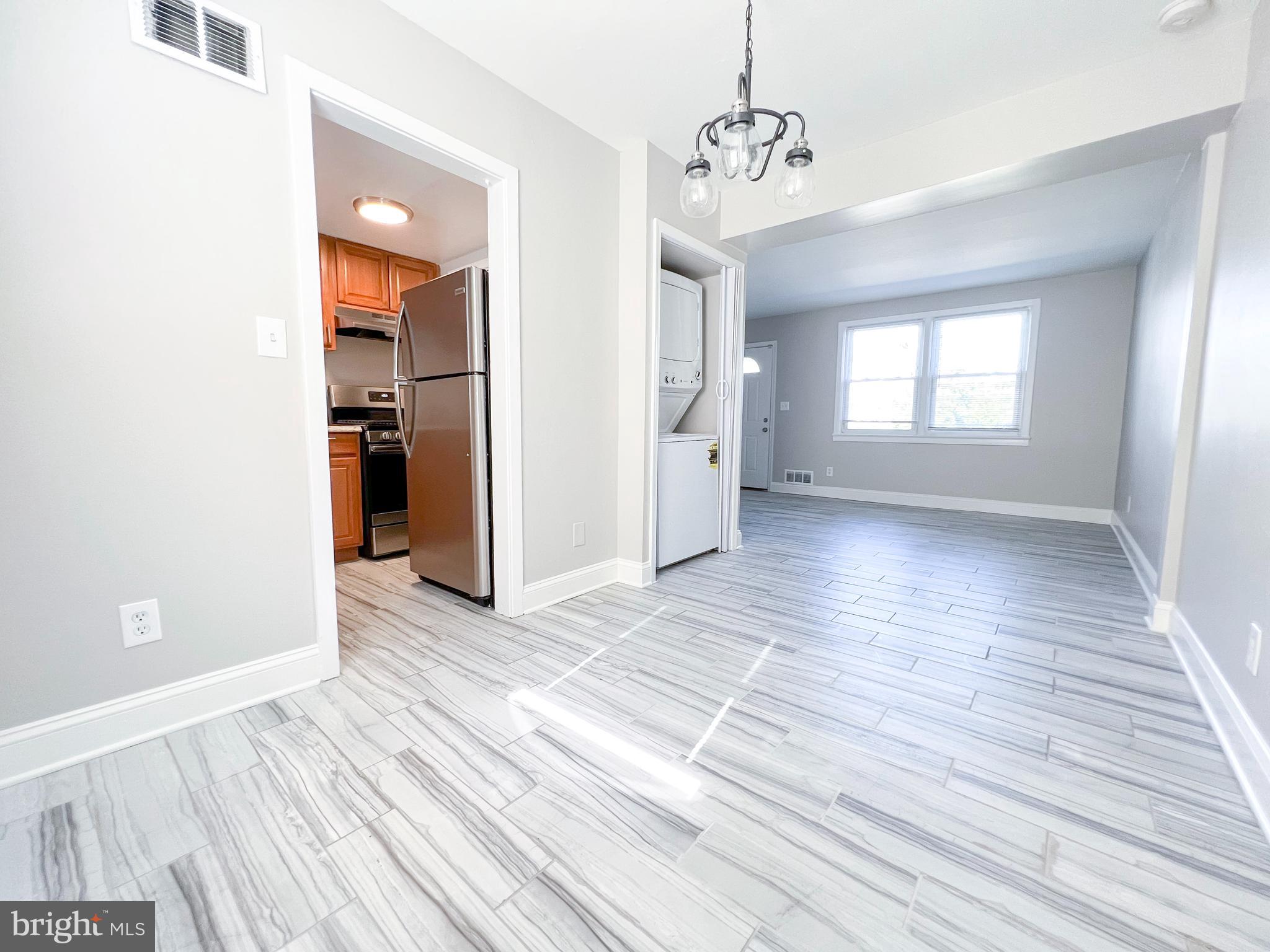 IVERSON SQUARE CONDOMINIUM - Residential