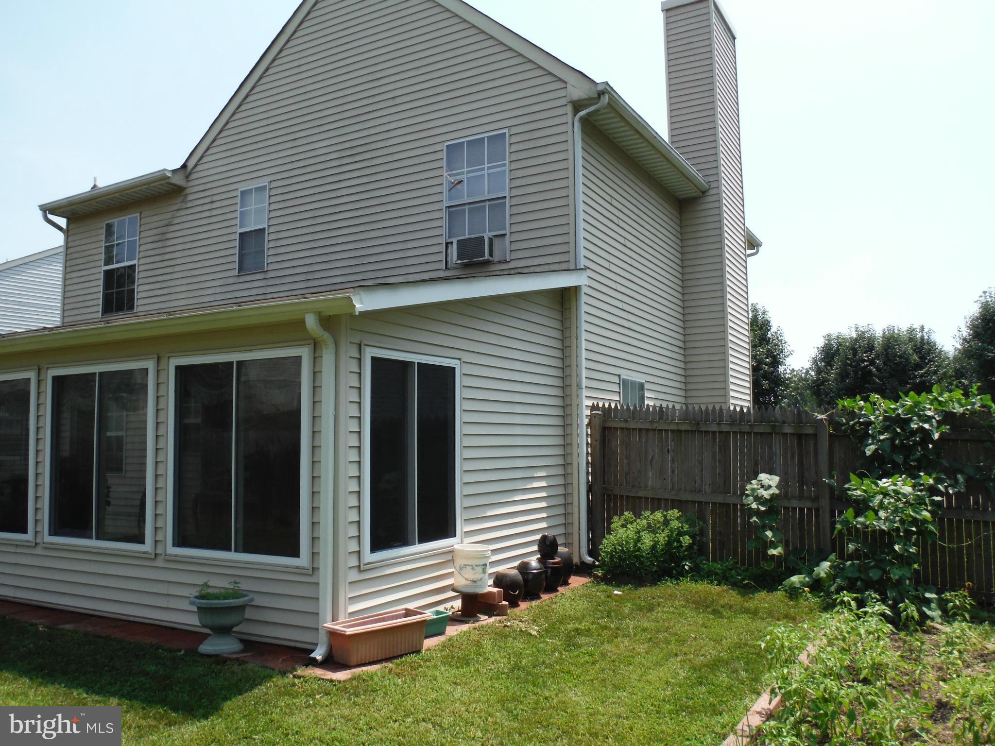 RIVERSIDE - Residential