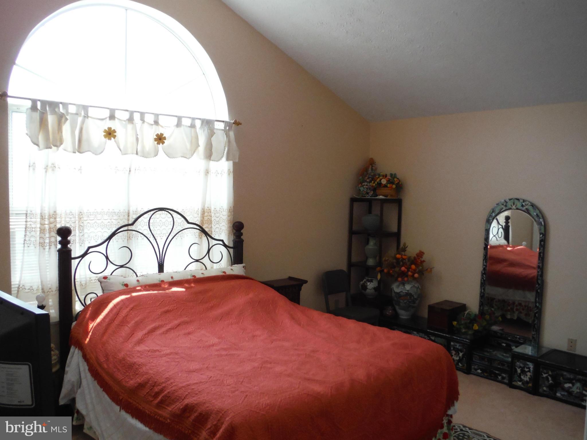 RIVERSIDE - Residential