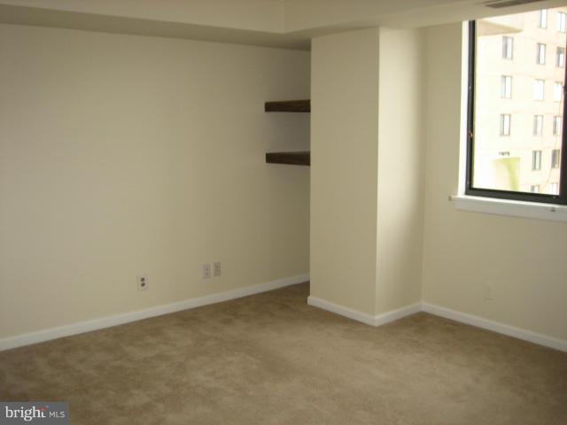 TOWER VILLAS - Residential Lease