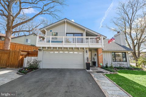 7517 CHANCELLOR WAY SPRINGFIELD VA 22153