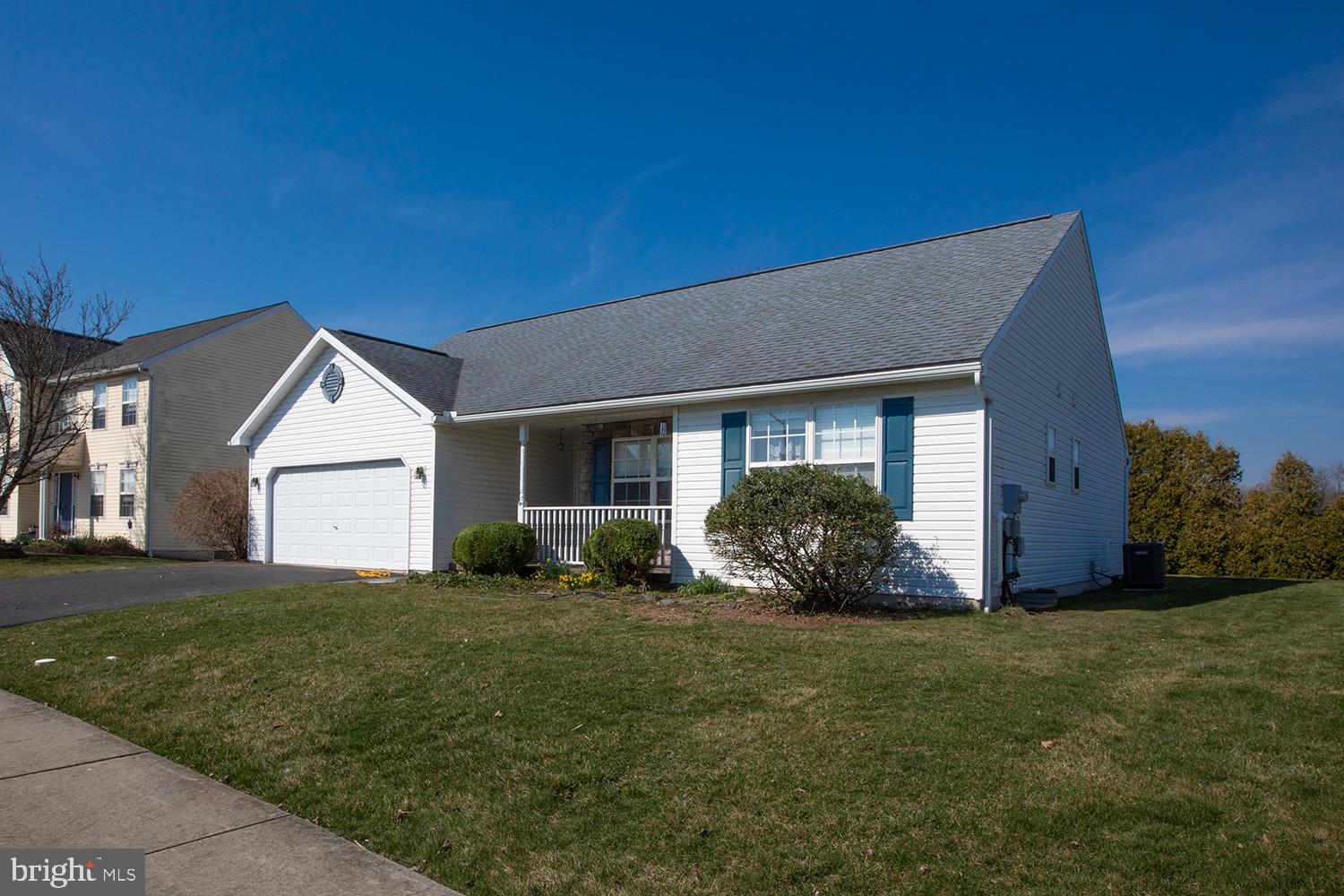 CARRIAGE POINT - Residential