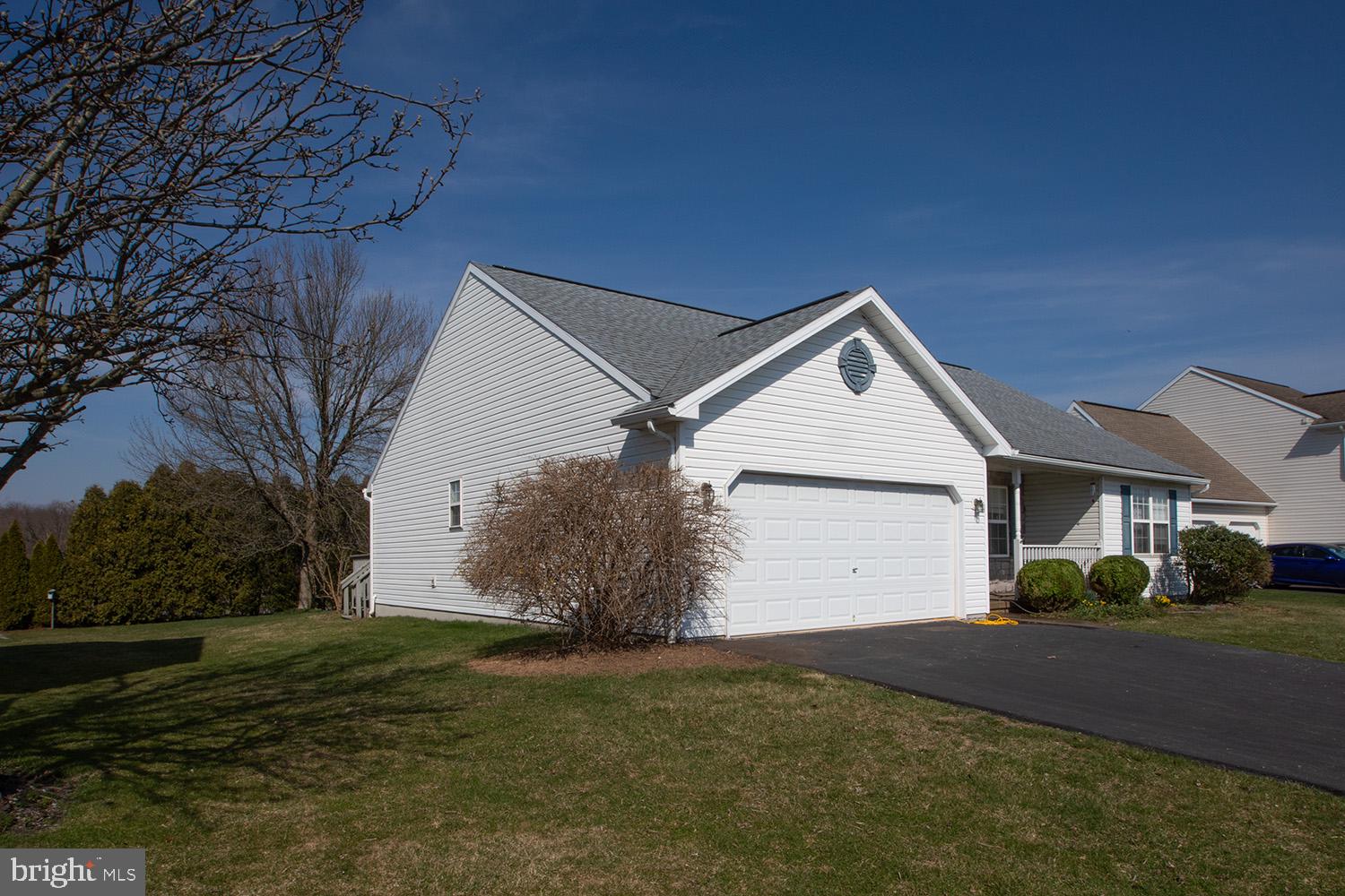 CARRIAGE POINT - Residential