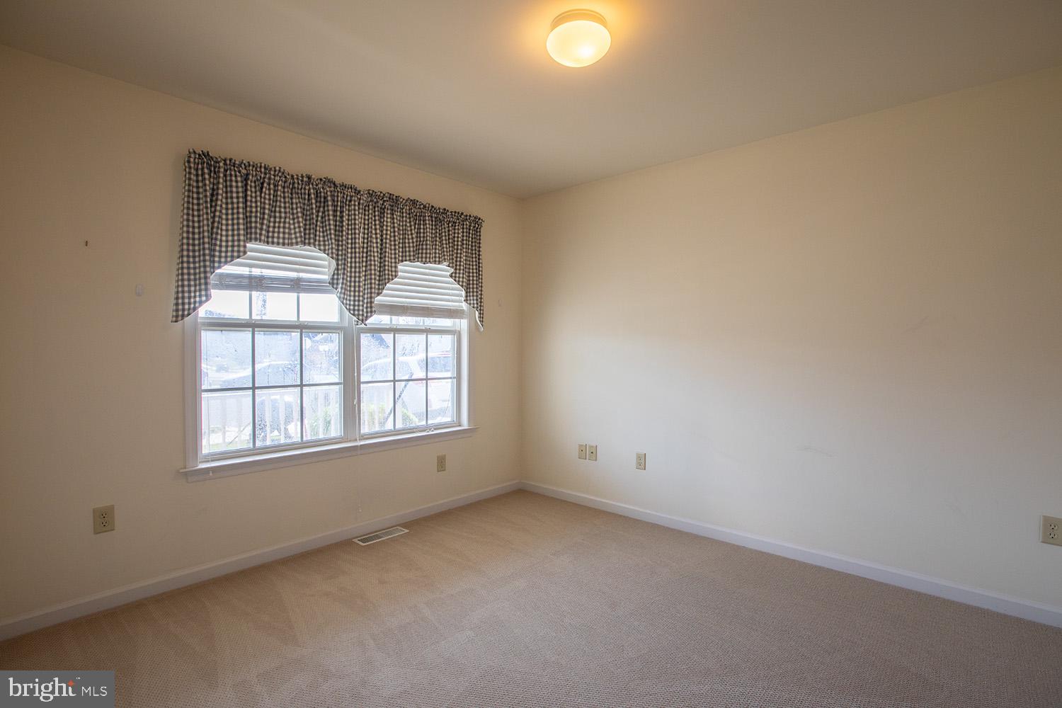 CARRIAGE POINT - Residential