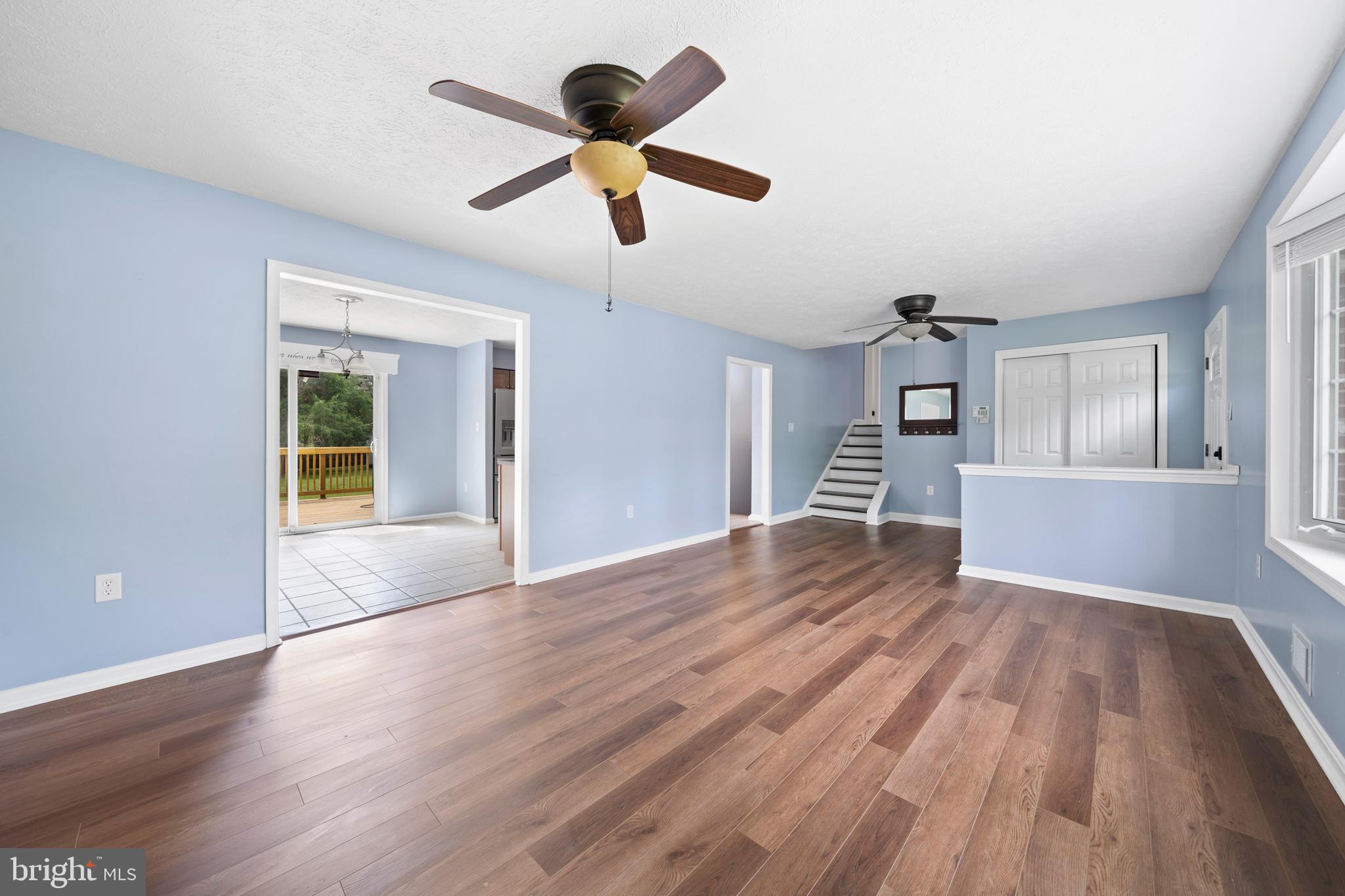 AVON CREST - Residential