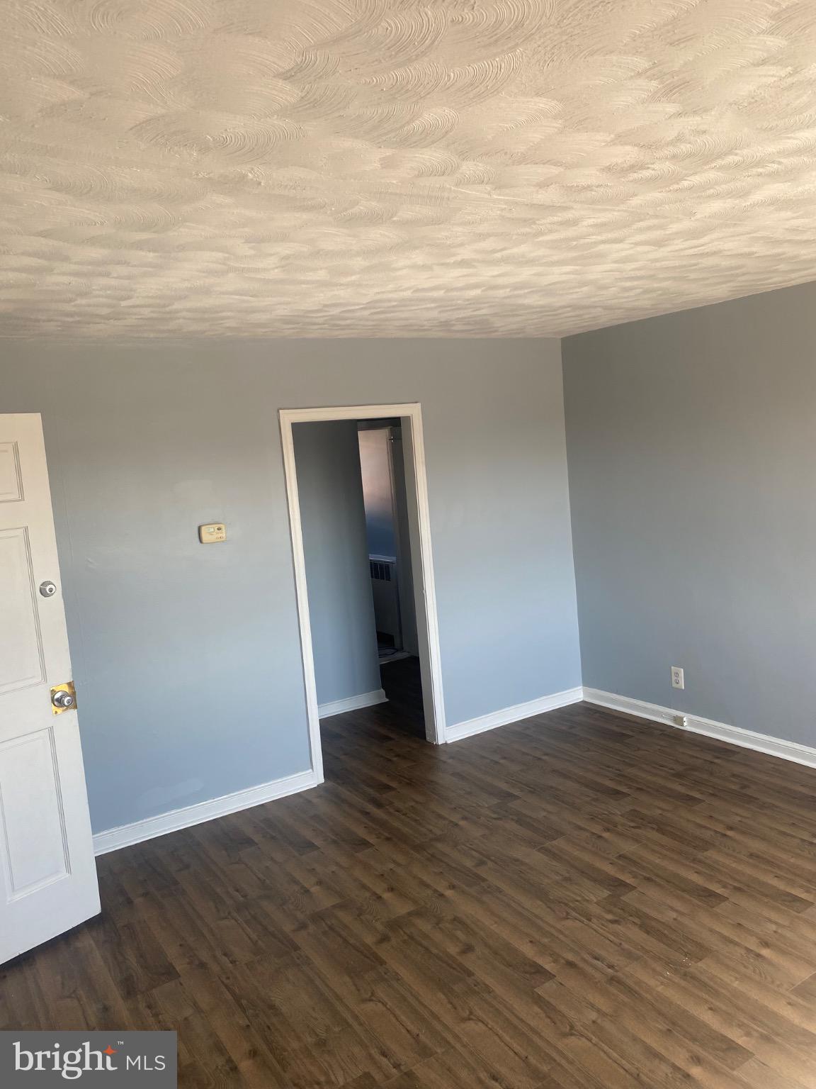 6254 EVERETT AVENUE 3