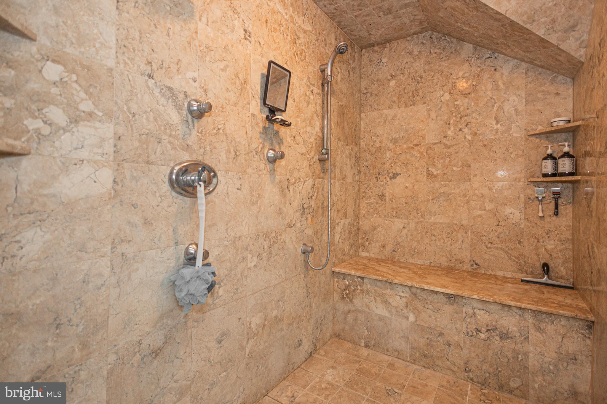 ELY FARM - Residential