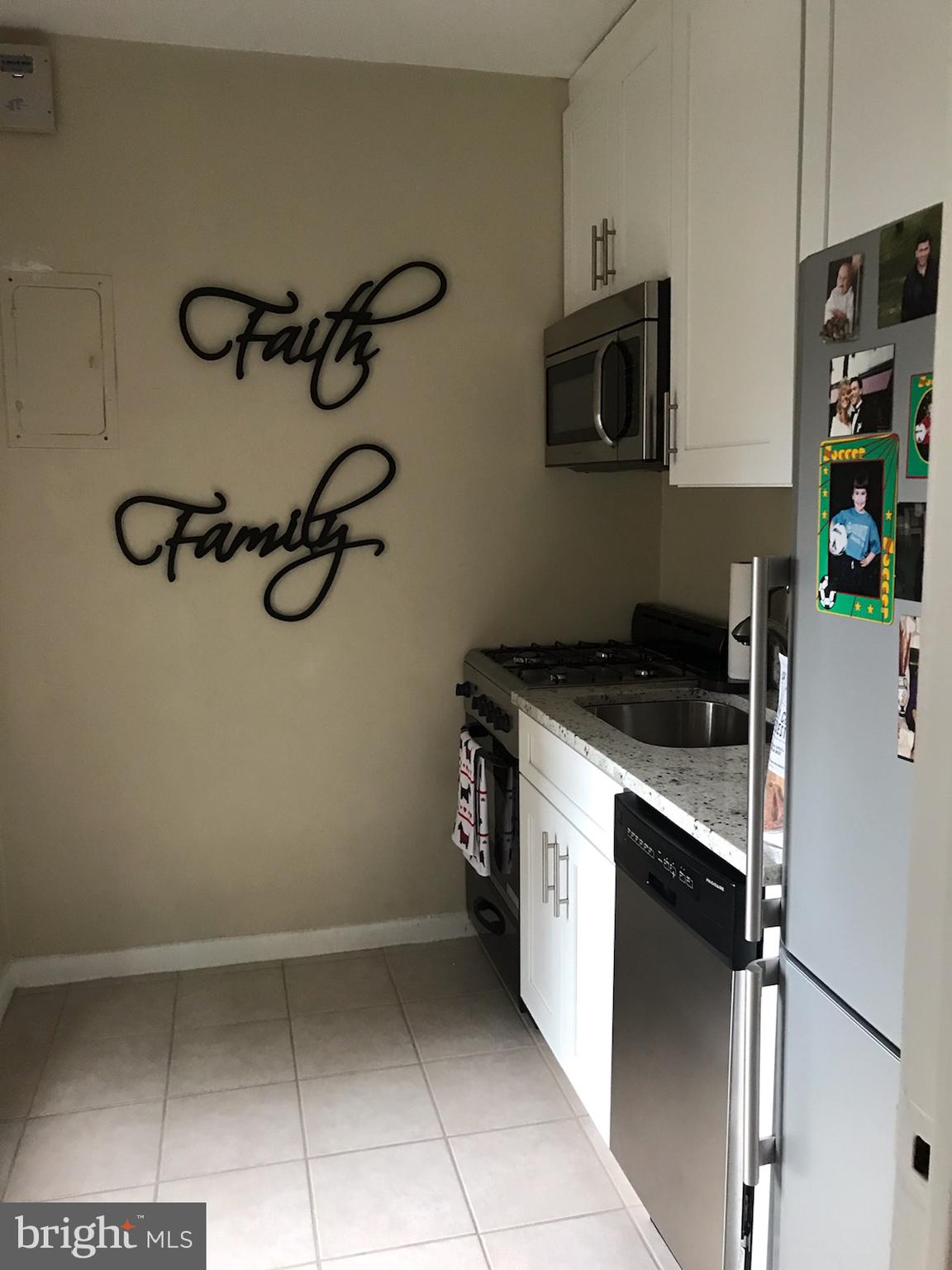 RITTENHOUSE SQUARE - Residential Lease