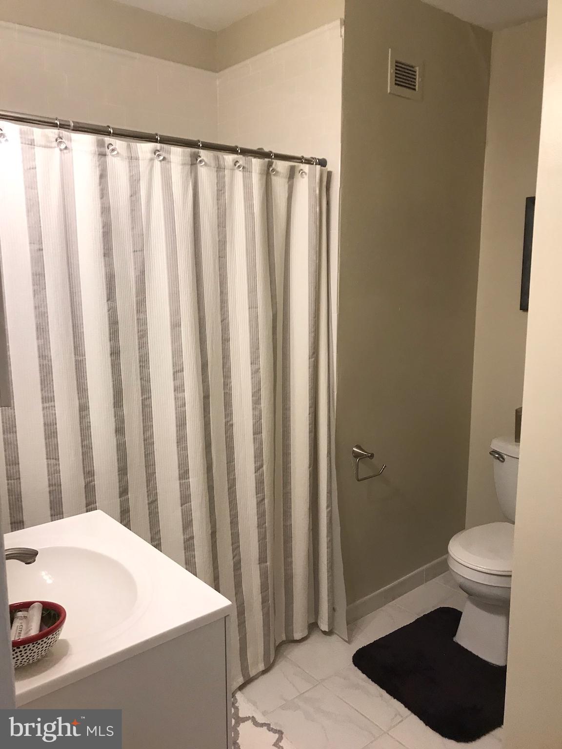 RITTENHOUSE SQUARE - Residential Lease