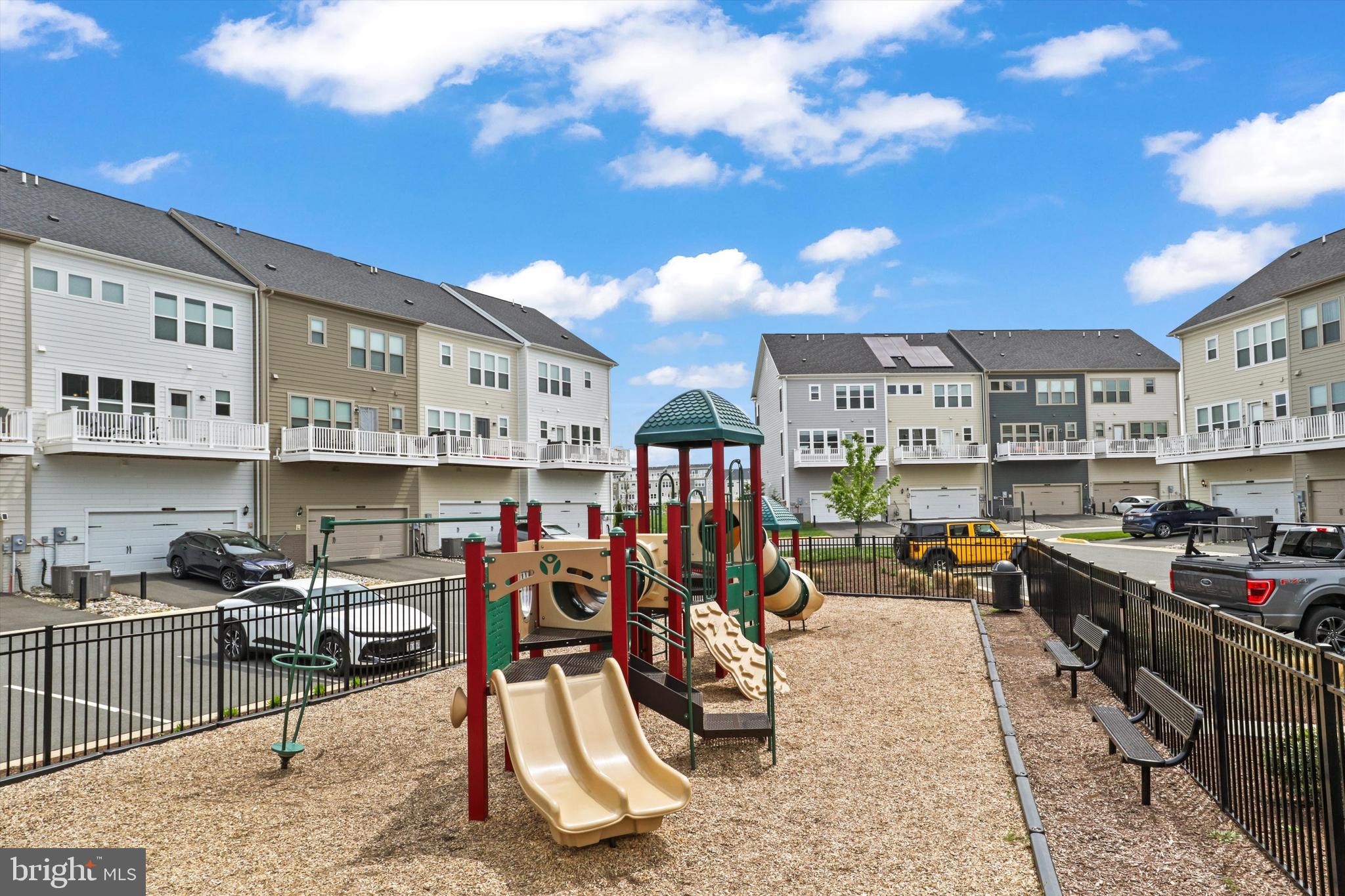 POTOMAC SHORES - Residential Lease