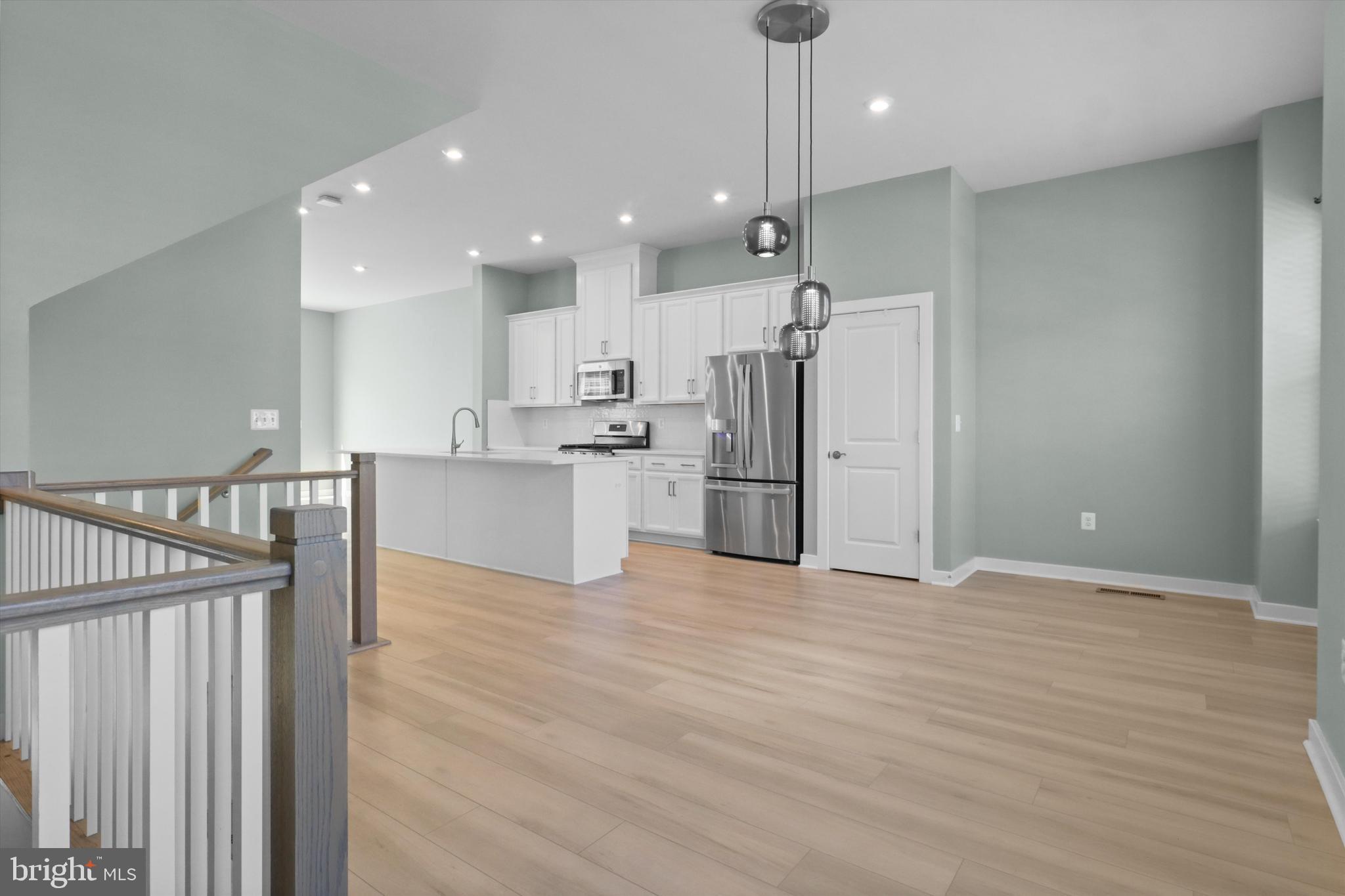 POTOMAC SHORES - Residential Lease