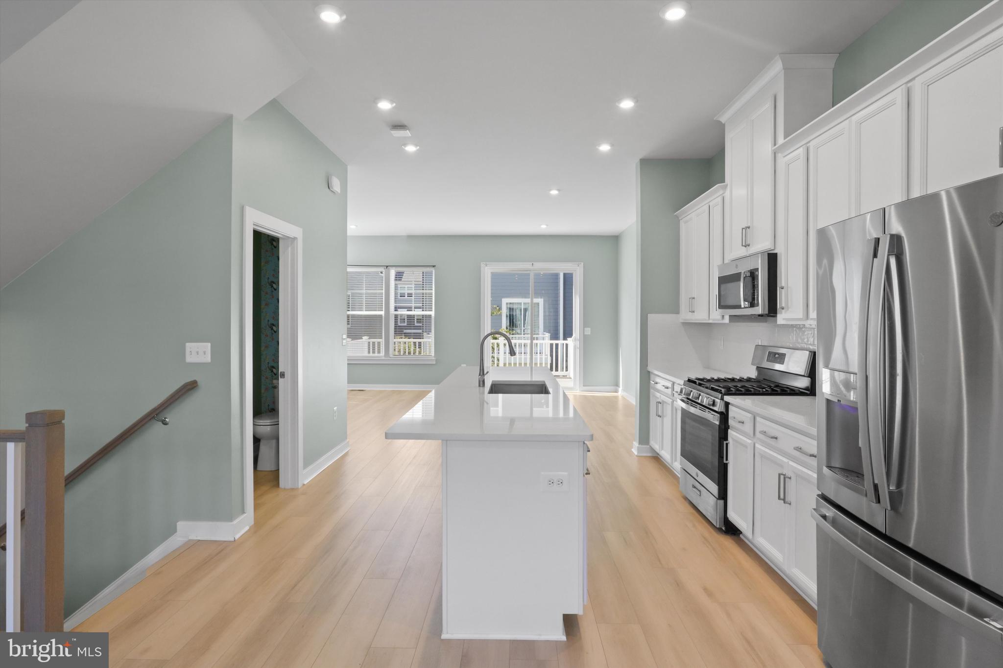 POTOMAC SHORES - Residential Lease