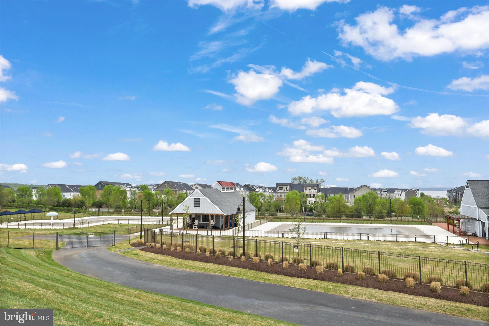 POTOMAC SHORES - Residential Lease