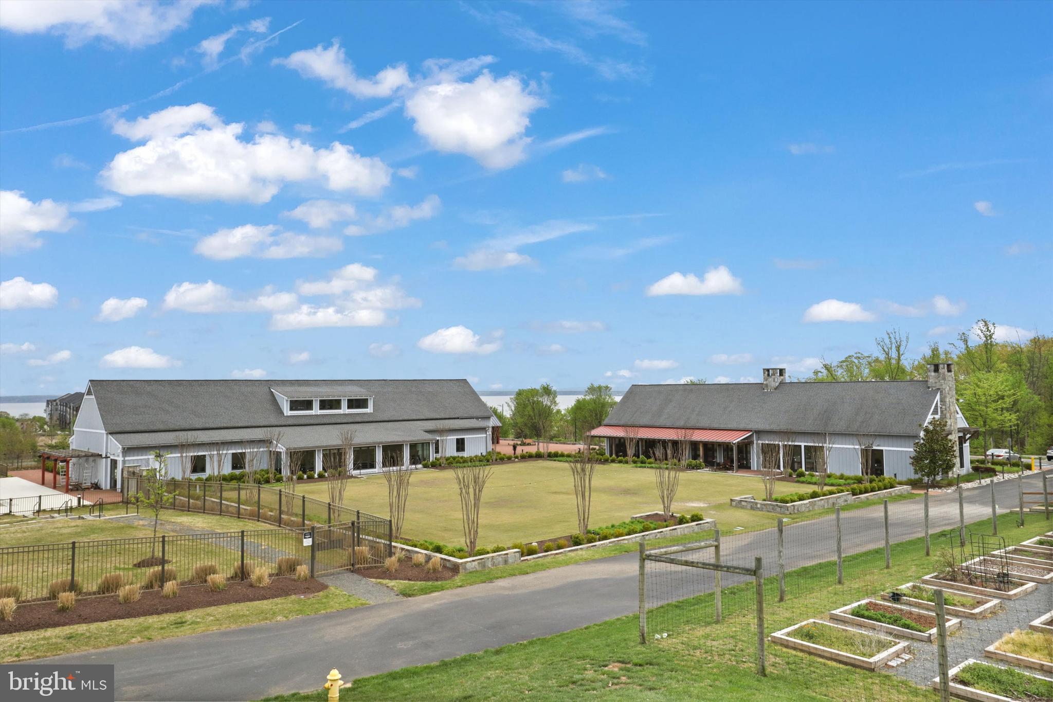 POTOMAC SHORES - Residential Lease